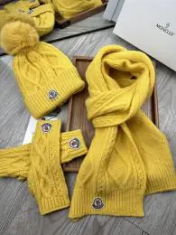 moncler hat and echapres and glove set s_125560b